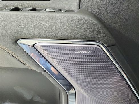 Used 2023 Chevrolet Silverado 1500 High Country image 34