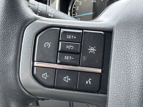 Used 2022 Ford F150 XLT w/ Equipment Group 302A High AWD/4WD image 10