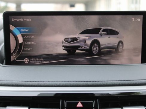 Used 2023 Acura MDX FWD image 19