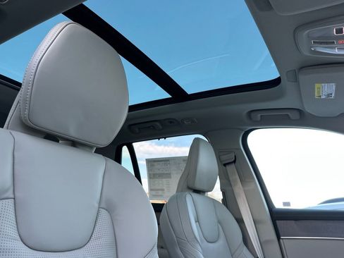 New 2026 Volvo XC90 B6 Ultra w/ Protection Package AWD/4WD image 17