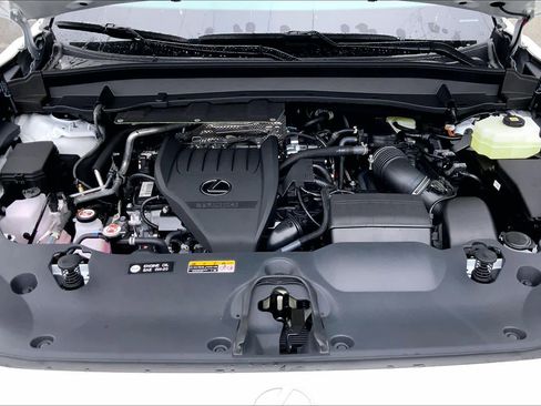 New 2026 Lexus TX 500h AWD image 16