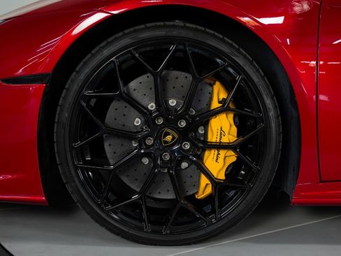 Used 2021 Lamborghini Huracan EVO AWD/4WD image 15