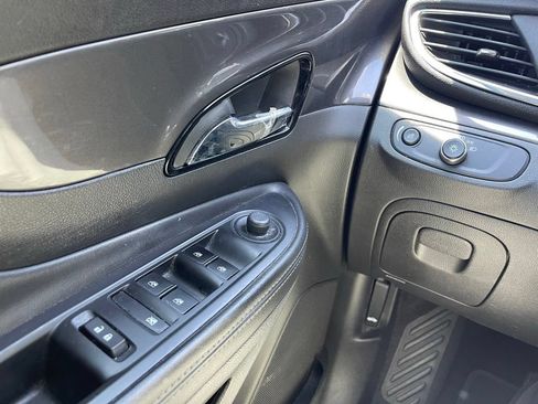 Used 2020 Buick Encore Preferred FWD image 11