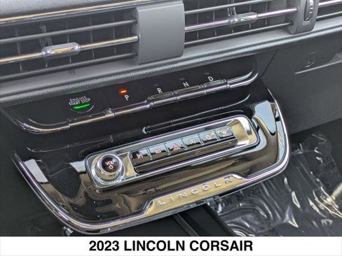Certified 2023 Lincoln Corsair FWD w/ Equipment Group 101A image 18