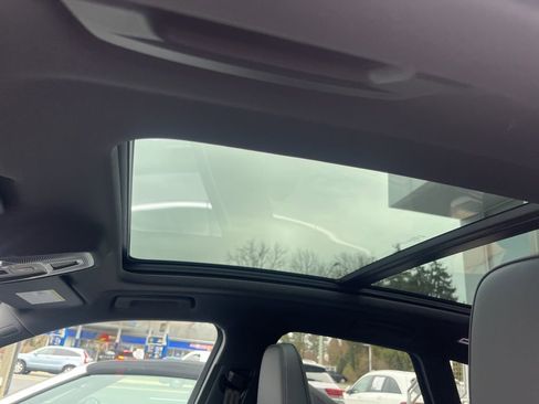 Used 2025 Audi SQ5 Premium Plus image 12