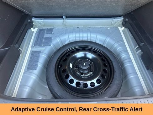 Used 2024 Chevrolet Trax RS w/ Driver Confidence Package FWD image 23