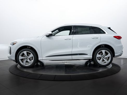 New 2025 Audi Q5 Premium Plus image 7