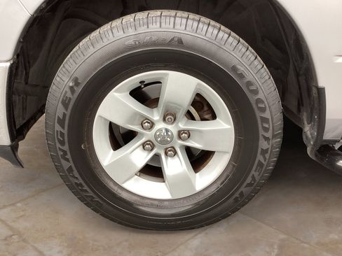 Used 2019 RAM 1500 Tradesman w/ Chrome Plus Package image 26