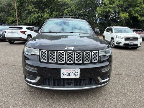 Used 2017 Jeep Grand Cherokee Summit w/ Platinum Series Group AWD/4WD image 2