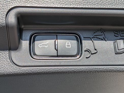 New 2026 Ford Explorer Active w/ Active Comfort Package image 14