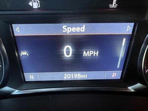 Used 2024 Chevrolet Equinox LT AWD/4WD image 30