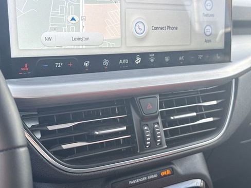 Used 2024 Ford Escape Platinum image 18