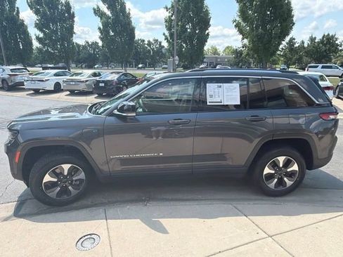 Used 2022 Jeep Grand Cherokee Limited 4xe AWD/4WD image 4