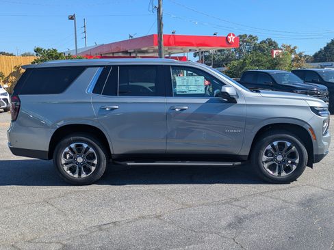 New 2026 Chevrolet Tahoe LS image 3