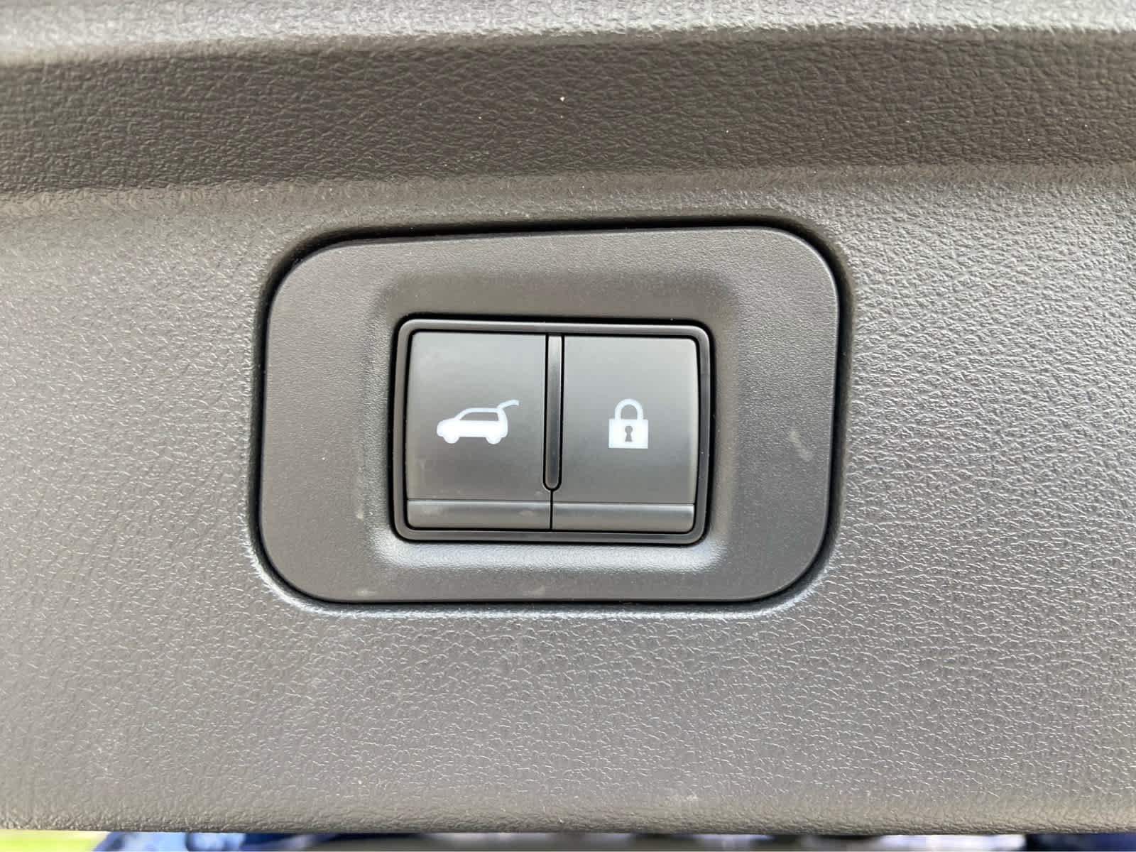 Used 2025 Nissan Armada SL AWD/4WD image 10