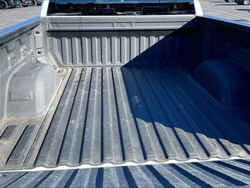 Used 2022 Chevrolet Silverado 1500 LT image 31