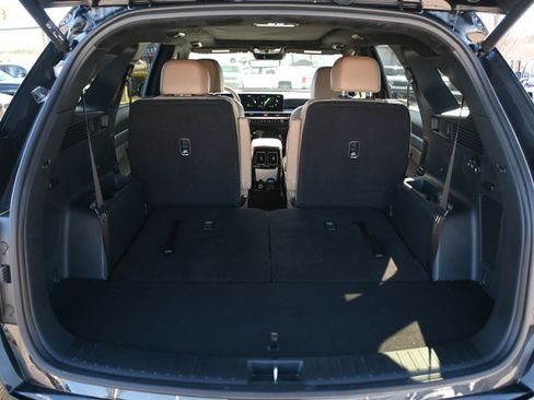 Used 2026 Kia Sorento SX Prestige w/ Olive Brown Leather Package image 16