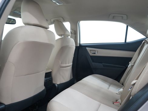 Used 2016 Toyota Corolla LE FWD image 17