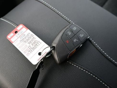 New 2026 Chevrolet Traverse LT w/ Midnight/Sport Edition image 32