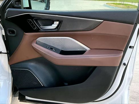 Used 2023 Acura MDX SH-AWD w/ Advance Package image 23