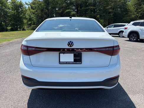 New 2025 Volkswagen Jetta S image 5