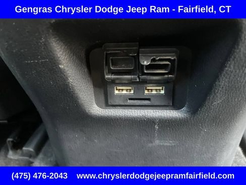 Used 2021 Toyota RAV4 XLE w/ Convenience Package AWD/4WD image 28