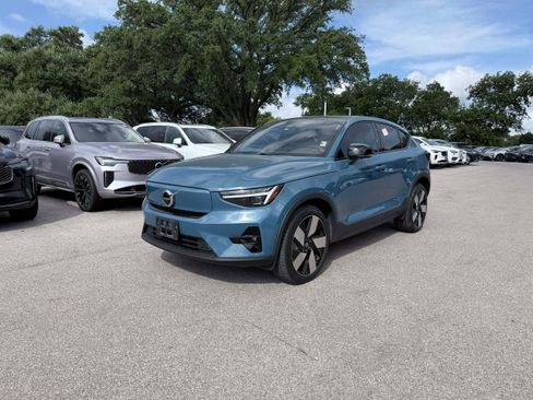 Certified 2023 Volvo C40 P8 Recharge Ultimate AWD/4WD image 2