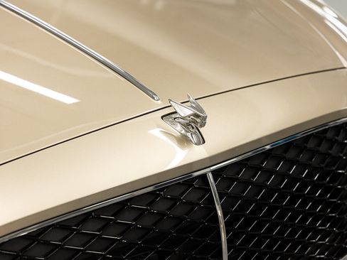 Used 2026 Bentley Flying Spur V8 AWD/4WD image 11
