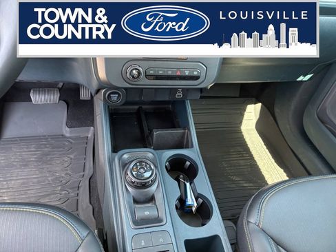 Used 2025 Ford Maverick Lobo AWD/4WD image 18