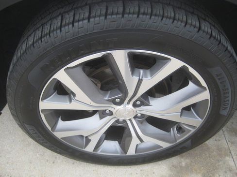 Used 2021 Hyundai Palisade SEL w/ Premium Package image 8