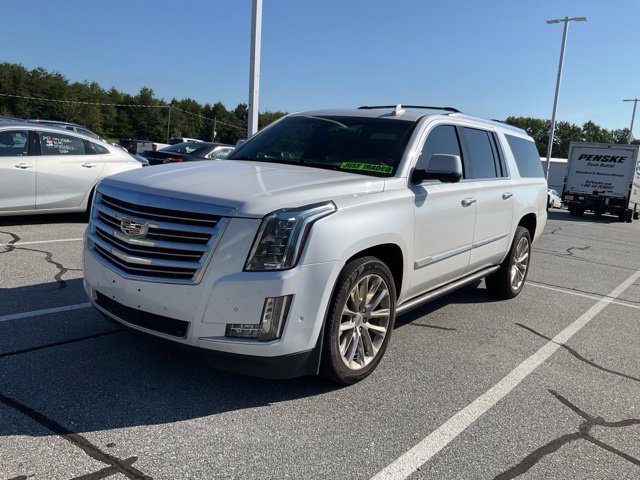 Used 2018 Cadillac Escalade ESV Platinum AWD/4WD image 3