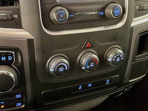 Used 2024 RAM 1500 Classic Warlock image 24