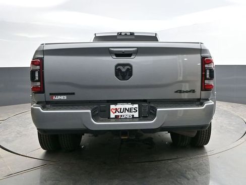 Used 2024 RAM 3500 Big Horn w/ Night Edition image 9