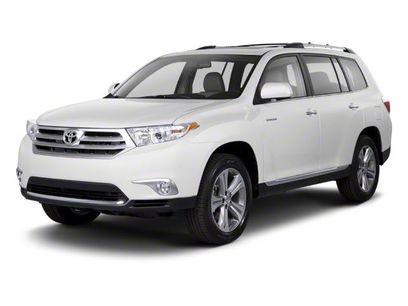 Used 2012 Toyota Highlander SE