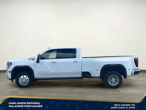 New 2026 GMC Sierra 3500 Denali w/ Denali Reserve Package AWD/4WD image 10