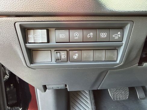 Used 2026 Toyota Tundra SR5 AWD/4WD image 12