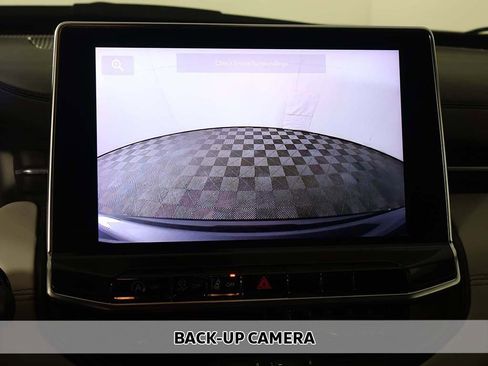 Used 2023 Jeep Compass Limited image 5