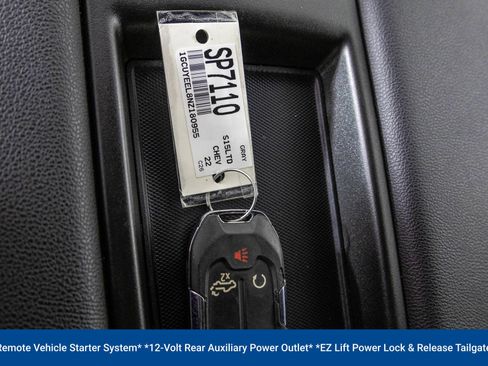 Used 2022 Chevrolet Silverado 1500 RST AWD/4WD image 31