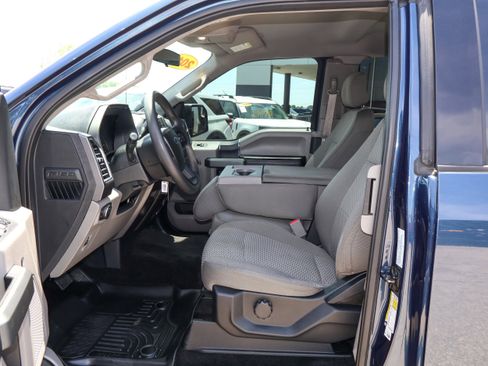 Used 2016 Ford F150 XLT AWD/4WD image 12