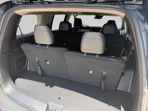 Used 2025 Hyundai Santa Fe Limited FWD image 25