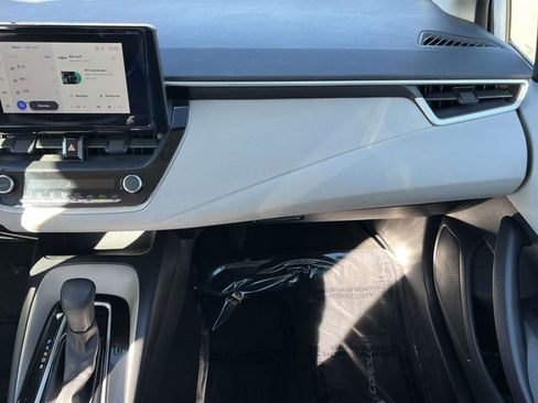 Used 2023 Toyota Corolla LE image 18