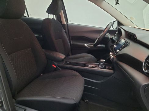 Used 2023 Nissan Kicks SV image 21