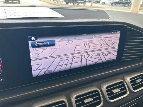 Used 2025 Mercedes-Benz GLS 450 GLS 450 image 10