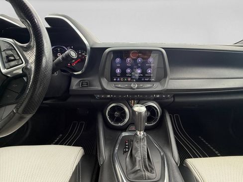 Used 2020 Chevrolet Camaro SS RWD image 11