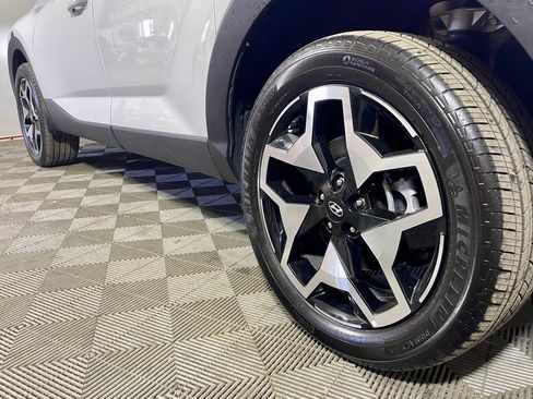 Used 2024 Hyundai Santa Cruz Limited image 12