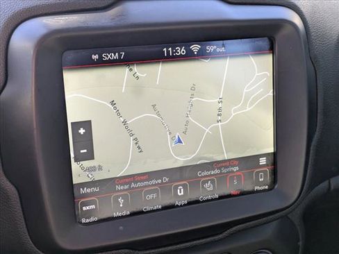 Used 2018 Jeep Renegade Altitude w/ UConnect 8.4 Nav Group image 14