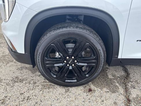 New 2026 GMC Acadia Elevation image 9