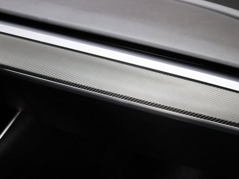 Used 2018 Tesla Model 3 Long Range image 31