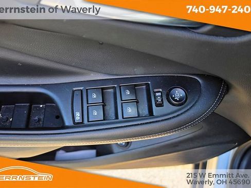 Used 2019 Buick Envision Essence FWD image 15