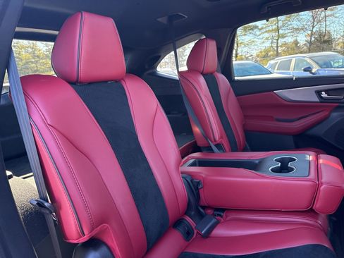 Used 2022 Acura MDX A-Spec image 16